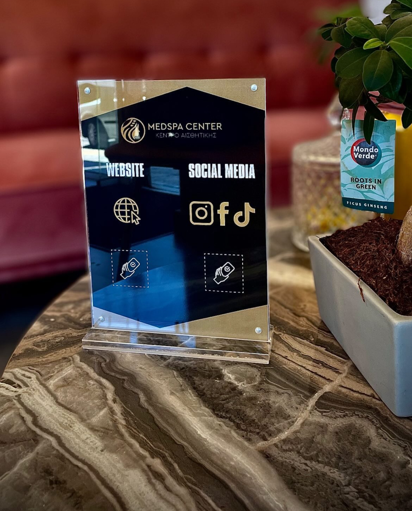 Rate Us Stand Example 5