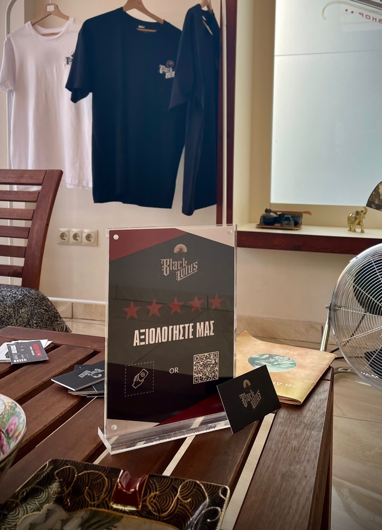 Rate Us Stand Example 6